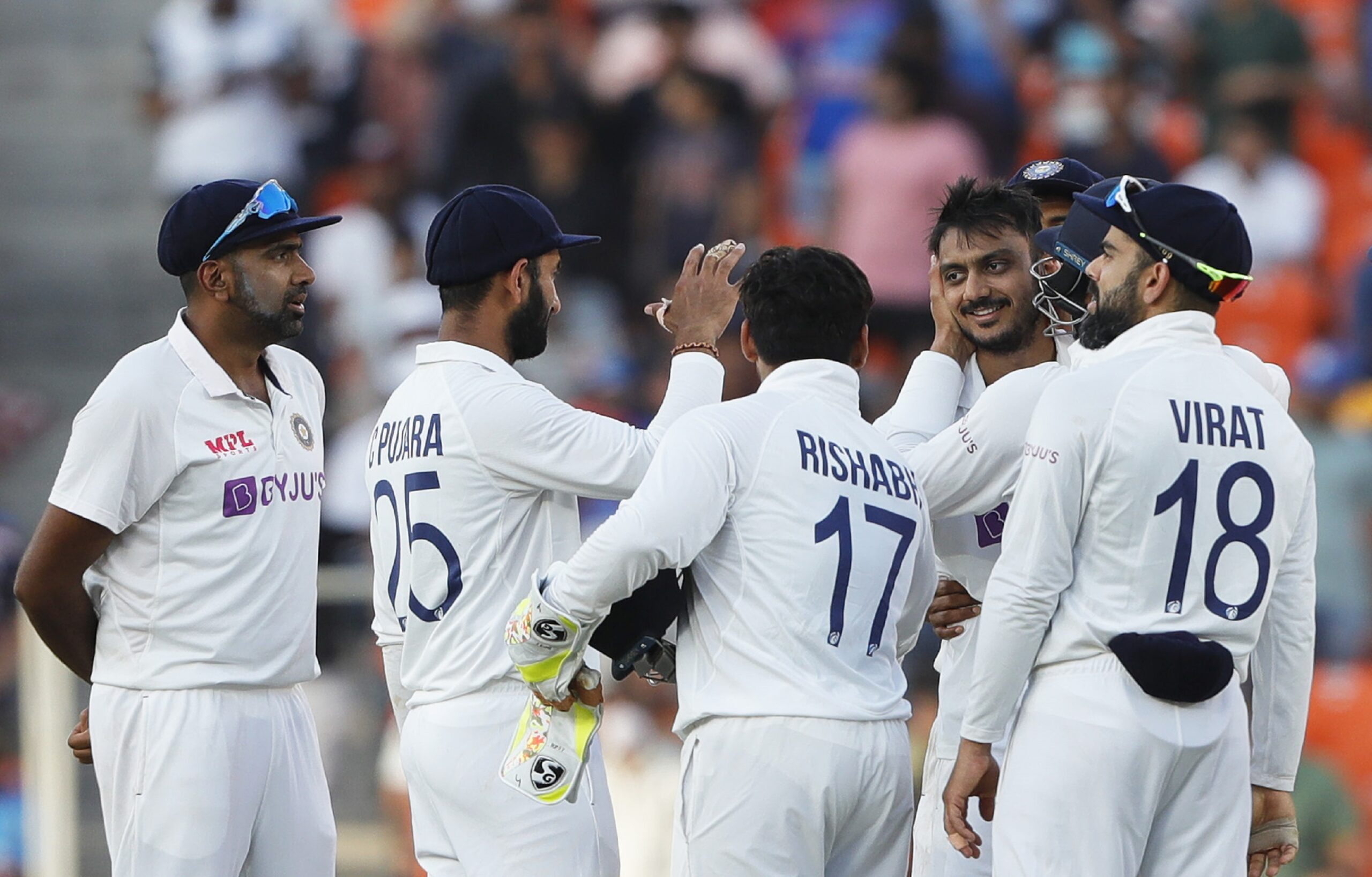 डे-नाइट टेस्ट: इंडिया ने 2 दिन में इंग्लैंड को 10 विकेट से हराया