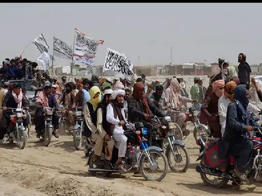 अफगानिस्तान में 100 लोगों की हत्या:तालिबान ने स्पिन बोल्डक में इसे अंजाम दिया